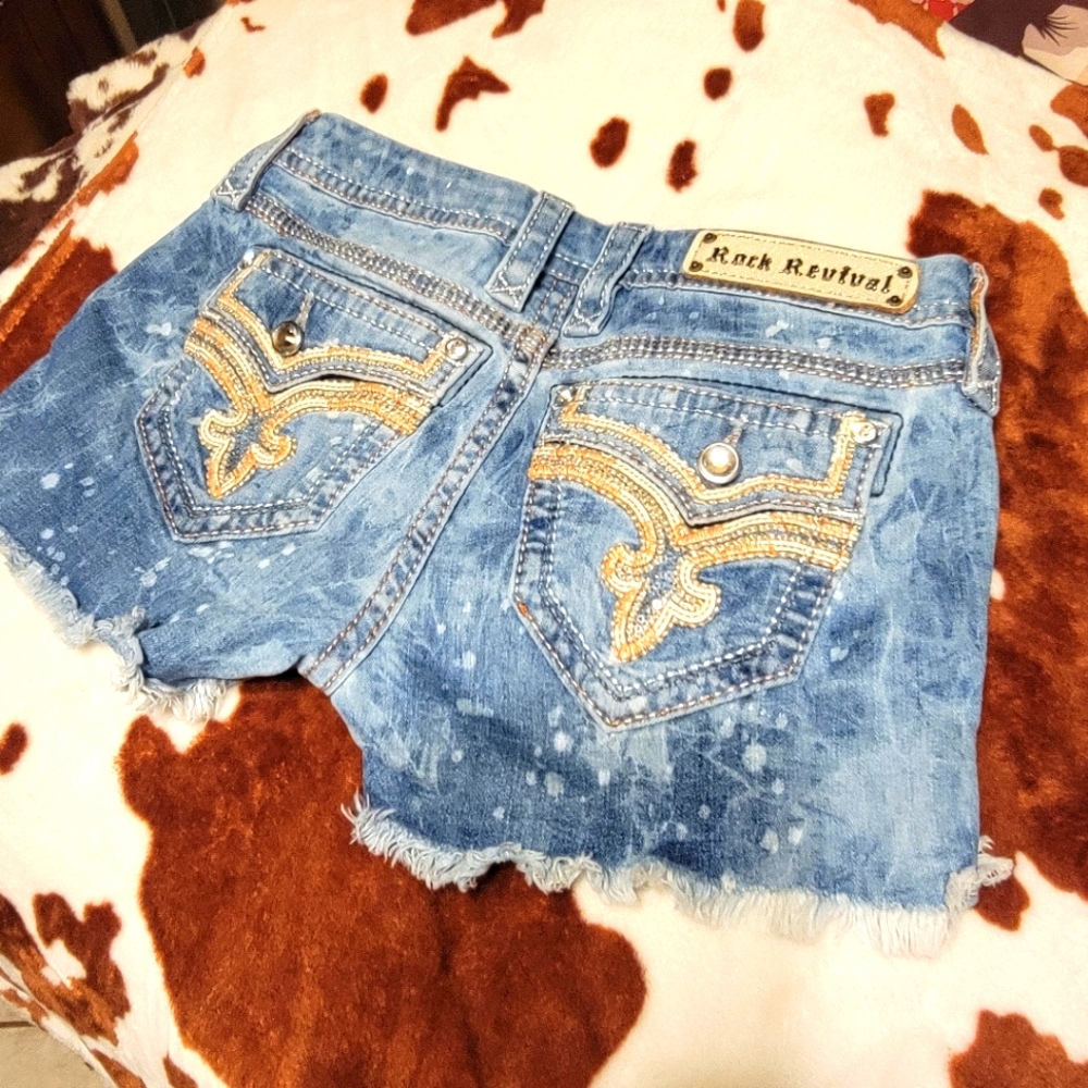 Rock Revival shorts